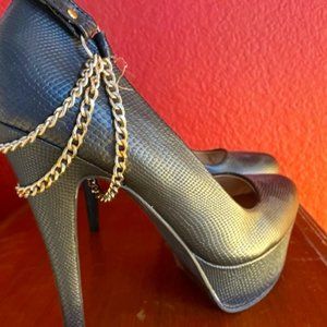 Charlotte Russe black heels-sold